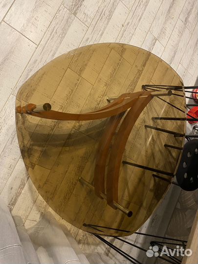 Журнальный столик