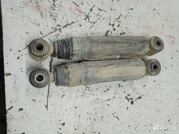 Амортизатор задний Peugeot 306 Пежо 306