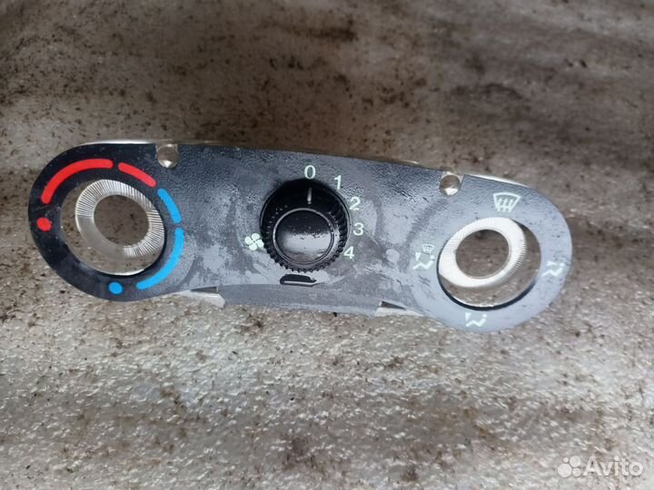 Блок управления печкой LADA granta