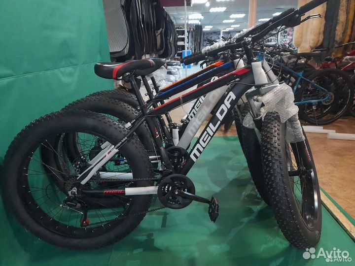 Велосипед с широкими колесами meilda