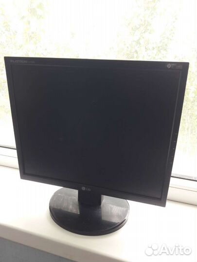 Монитор LG flatron L1753S+сист.блок