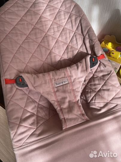 Шезлонг babybjorn