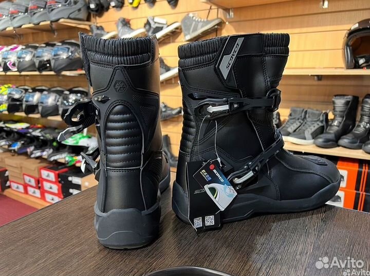 Высокие боты для мото