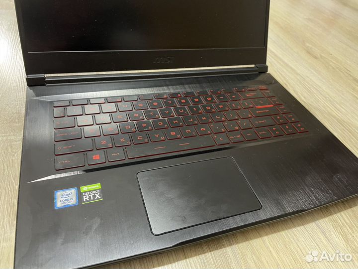 Ноутбук msi