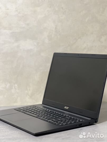 Ноутбку Acer Aspire 3 A315-23