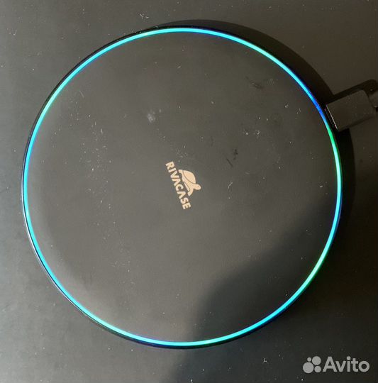 Беспроводная зарядка rivacase VA 4911