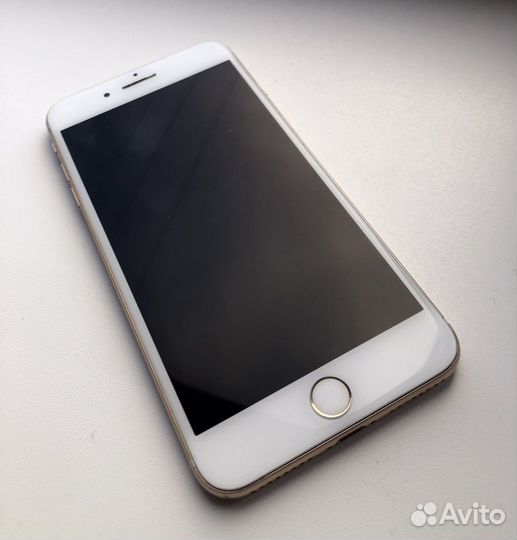 Телефон iPhone 7 plus