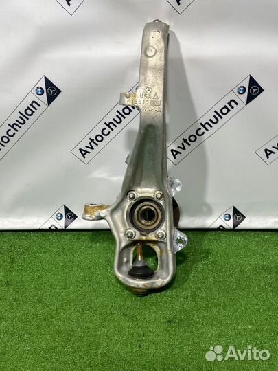 Кулак поворотный передний правый Mercedes-Benz