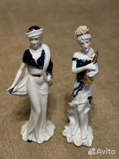 Фарфоровые фигурки девушки