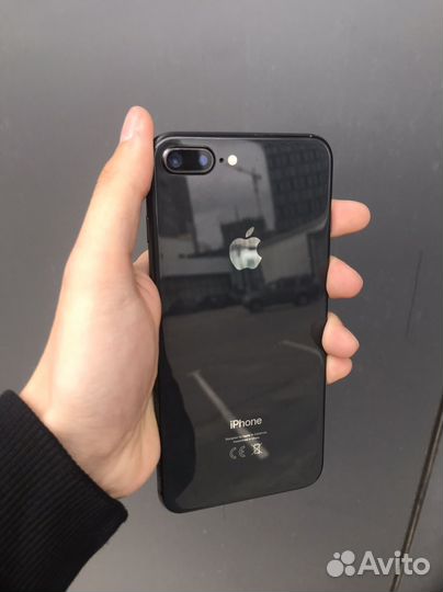 iPhone 8 Plus, 64 ГБ