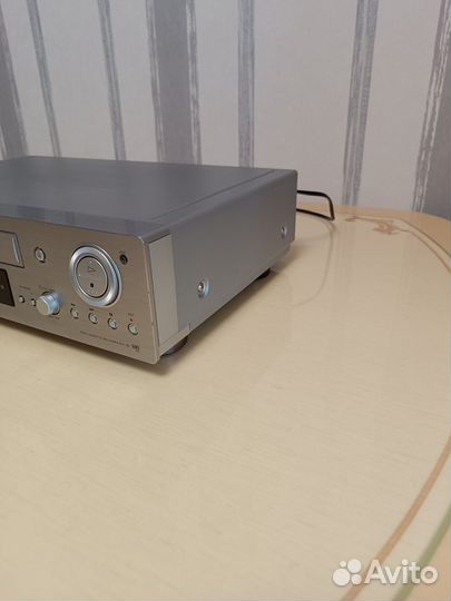 Sony SLV-X9N video recorder