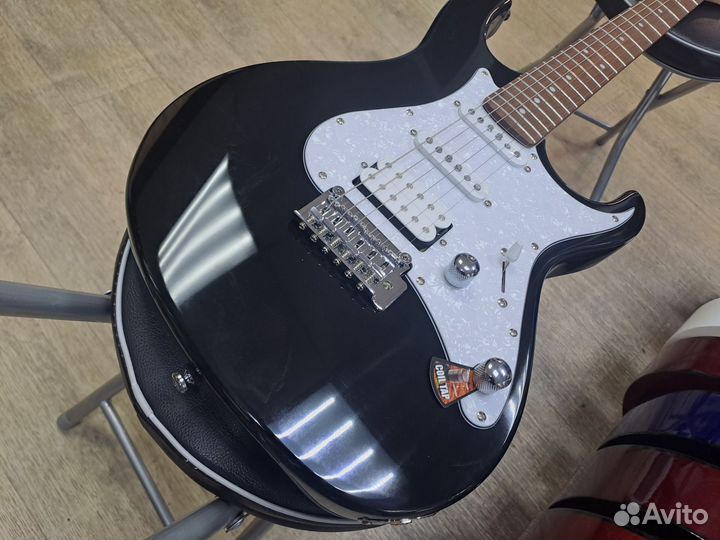 Электрогитара стратокастер чёрная Cort G250