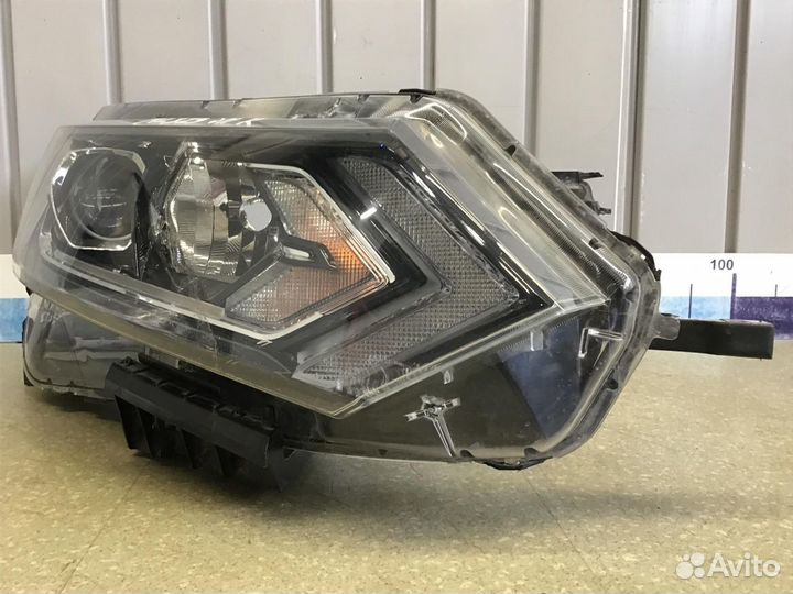 Фара правая Nissan Qashqai (J11) 2014