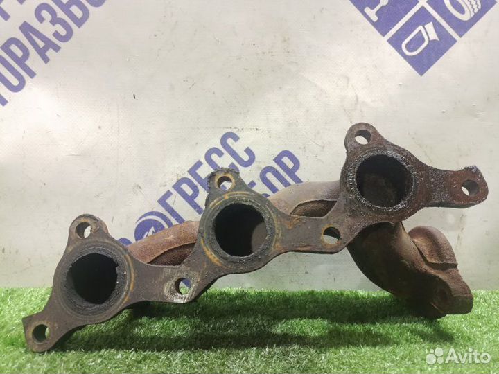 Выпускной коллектор правый Mitsubishi Montero