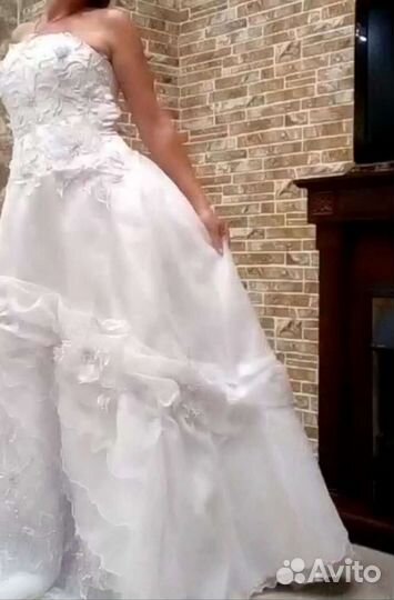 Платье свадебное