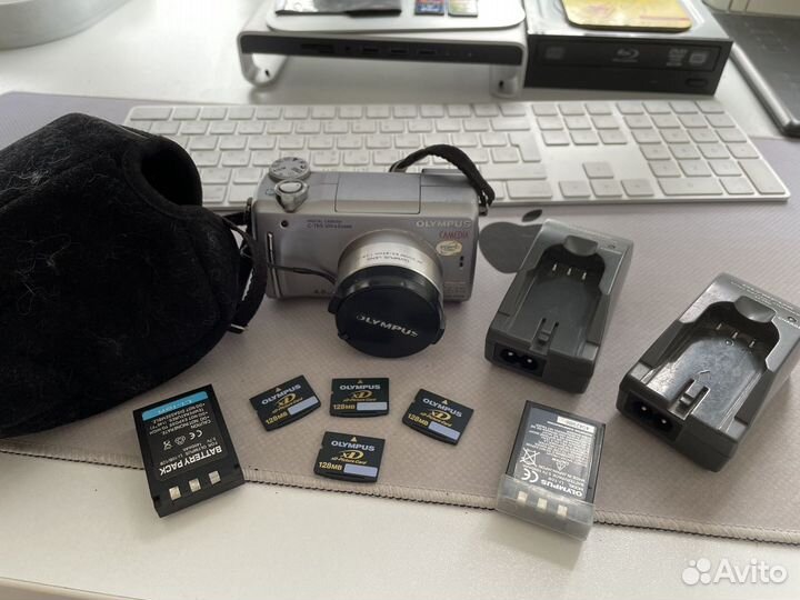 Продам цифровые фотоаппараты б/у. Рабочие