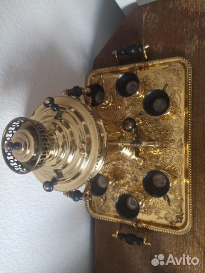 Декоративный самовар с рюмками на подносе СССР