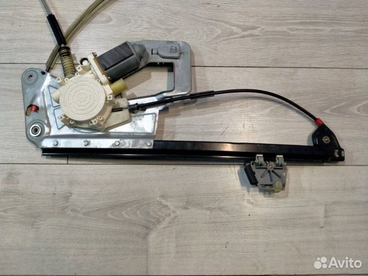 Стеклоподъемник передний левый Bmw 525I E39 M54