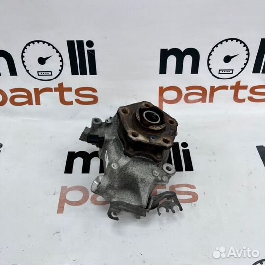 Кулак поворотный задний левый Audi Q8 2019