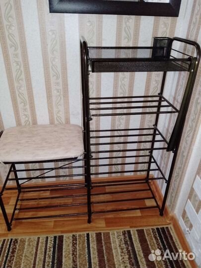 Подставка для обуви и вешалка