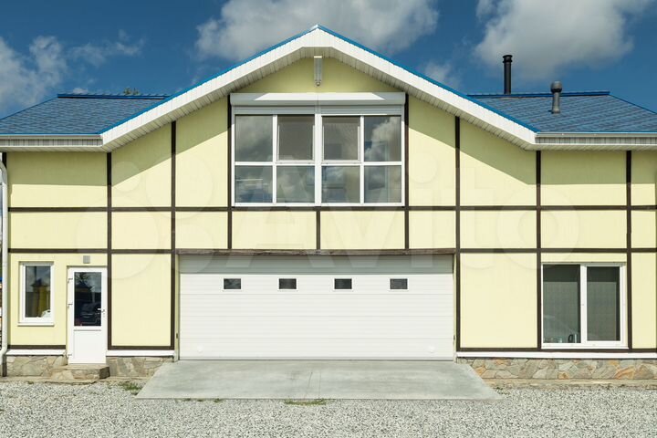 Дом 183 м² на участке 10 сот.