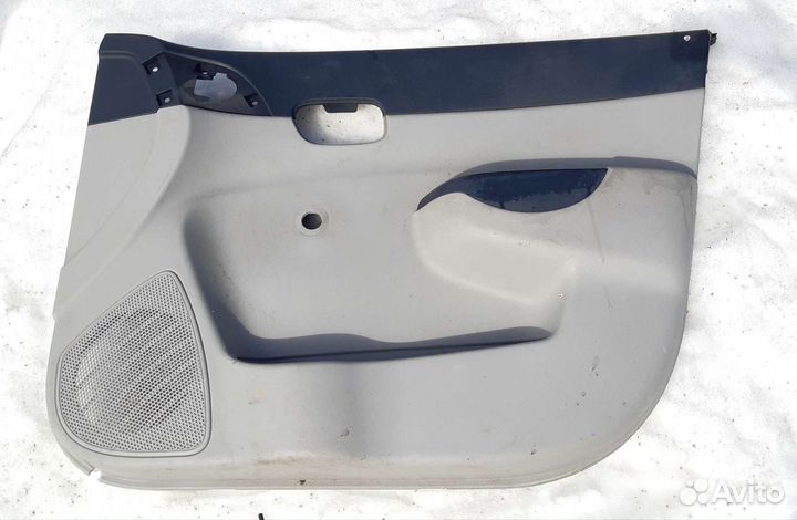 Дверная карта передняя правая Hyundai Verna