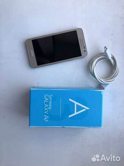 Samsung Galaxy A3 SM-A300F, 16 ГБ