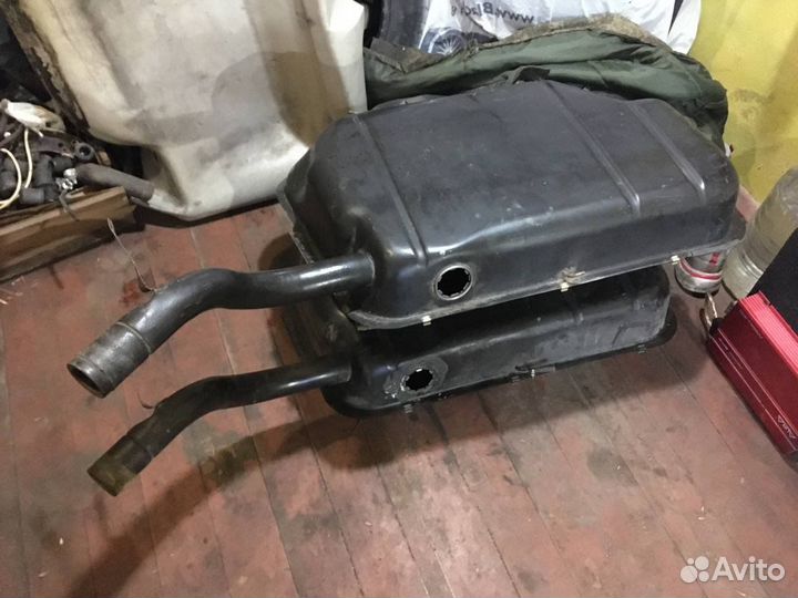 Толивный бак audi 80 б3