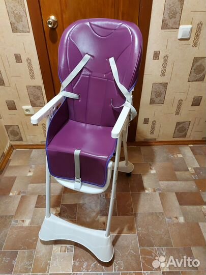 Детский стульчик для кормления