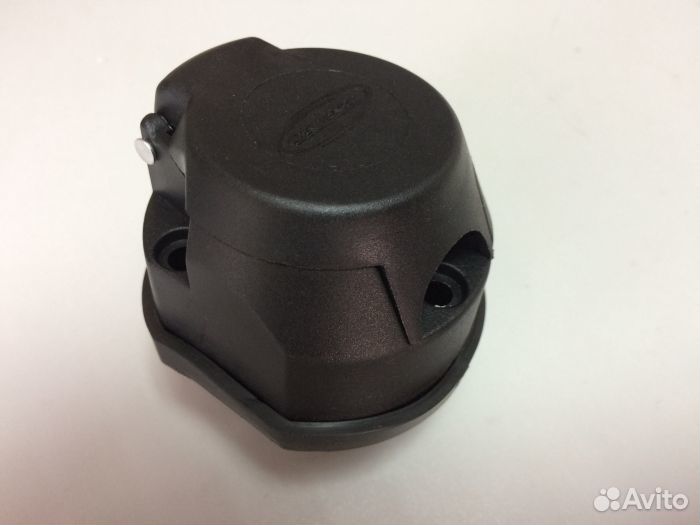 Розетка 7-контактная пластиковая