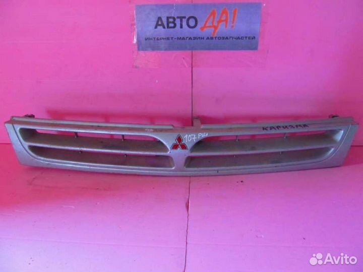 Решетка радиатора Mitsubishi Carisma