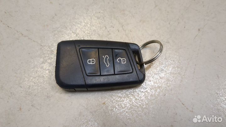 Ключ зажигания Volkswagen Passat 8 2015, 2016
