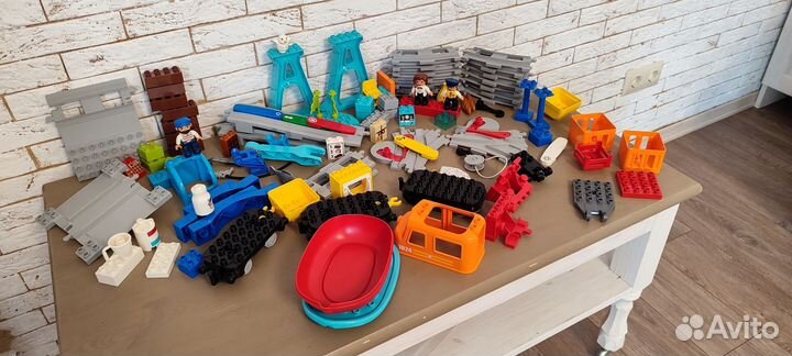 Lego duplo town. Железная дорога 10875