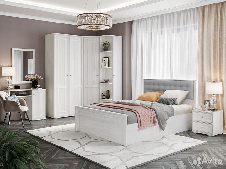 Спальный гарнитур