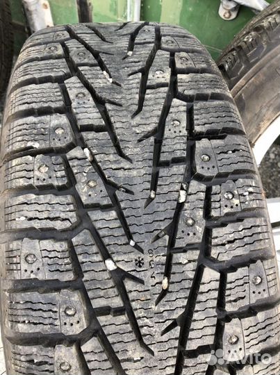 Nokian Tyres Hakkapeliitta 7 SUV 235/60 R18 107T
