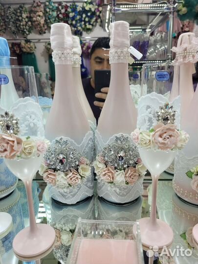 Декор свадебного шампанского