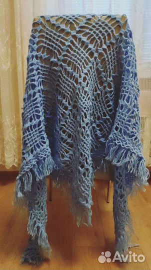 Вязаная шаль паутинка