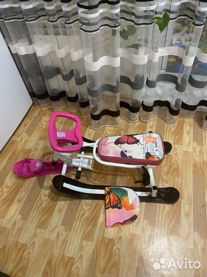 Детский снегокат с ручкой