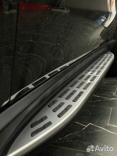 Пороги/подножки с подсветкой для Mercedes GLE v167