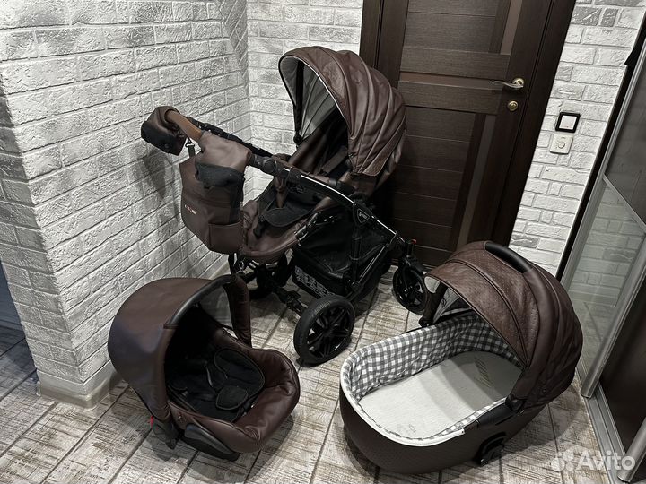 Коляска 3 в 1