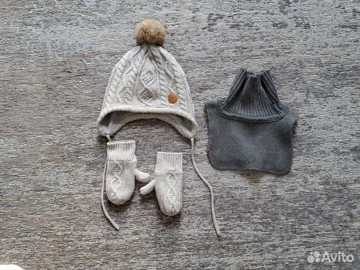 Комплект H&m шапочка, варежки, манишка