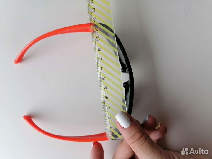 Солнцезащитные очки для девочки