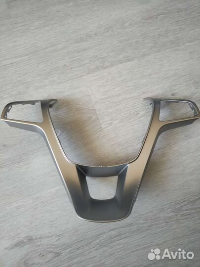 Накладка на руль vesta