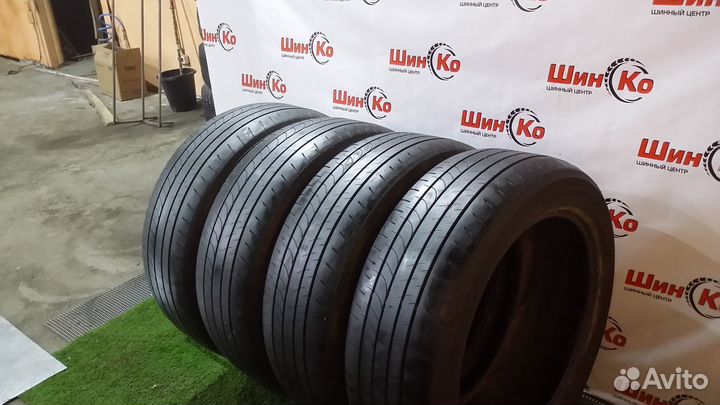 Bridgestone Dueler H/L 33 235/55 R20