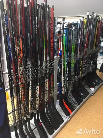 Хоккейные клюшки топ, предтоп и любительские