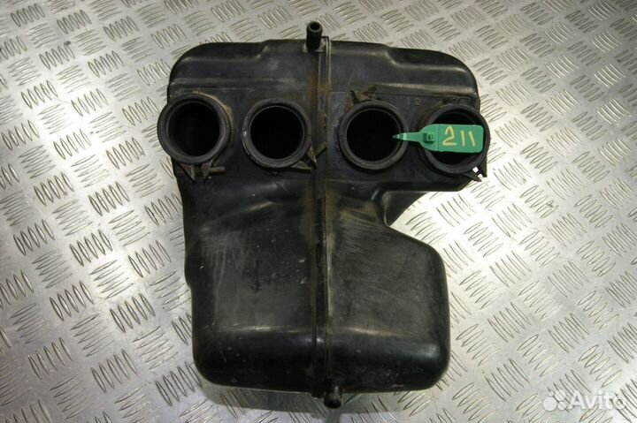 Корпус воздушного фильтра Suzuki GSF 250 Bandit, J