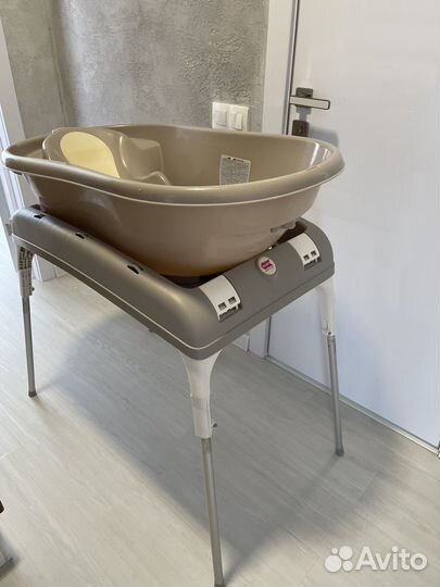Детская ванночка на подставке OkBaby