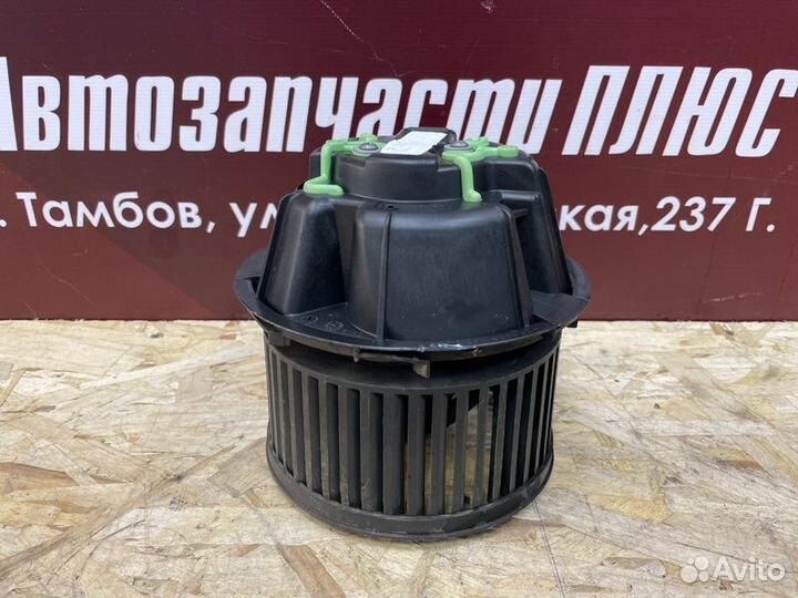 Мотор печки Renault Duster