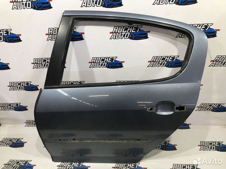 Дверь задняя левая Peugeot 407 9006H5