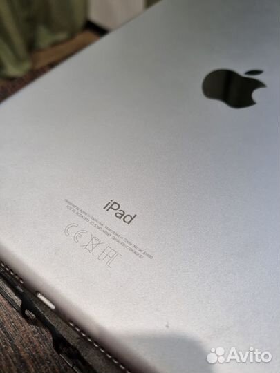 iPad 6 32gb Ростест + стилус